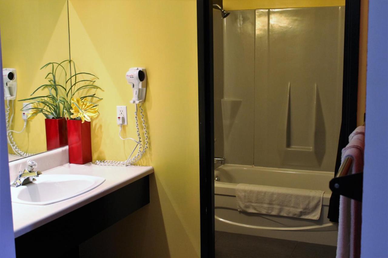 Motel Du Canton Valcourt Luaran gambar